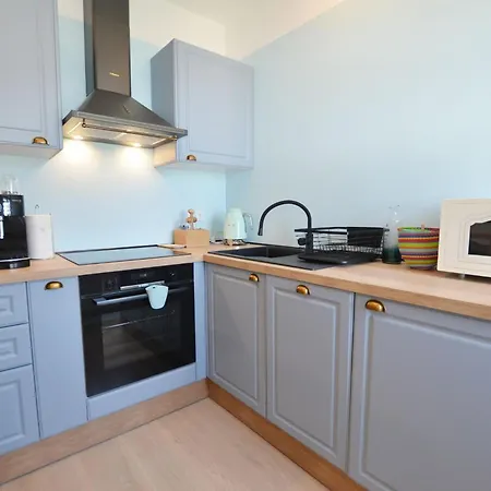 Sunny With Sea View Apartment Rovinj