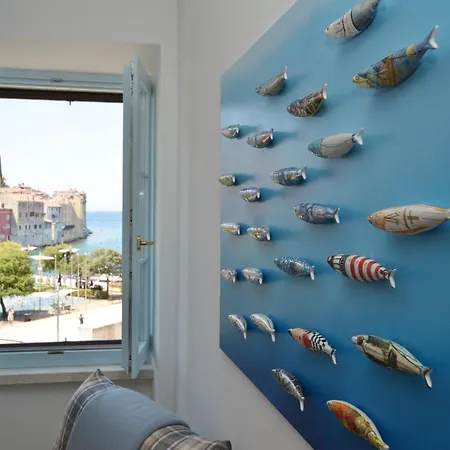 Sunny With Sea View Apartment Rovinj